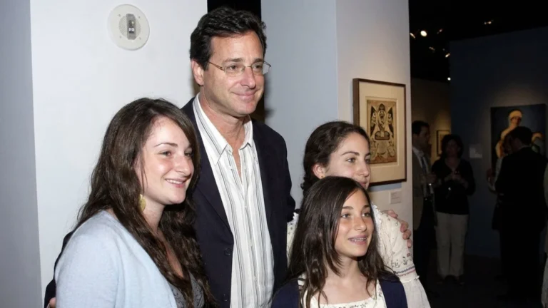 Povestea emoționantă a familiei lui Bob Saget. Ce s-a întâmplat cu cele trei fiice ale actorului