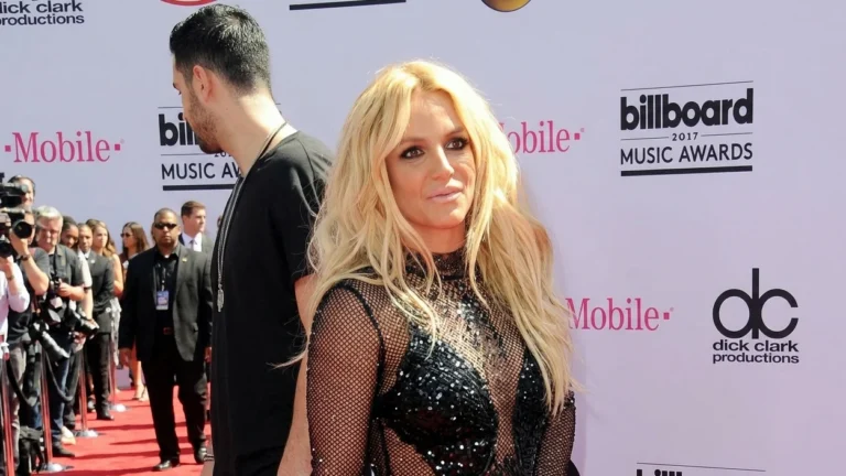 Rasturnare de situatie in cazul lui Britney Spears. Ce a decis instanta dupa 3 saptamani de clinica