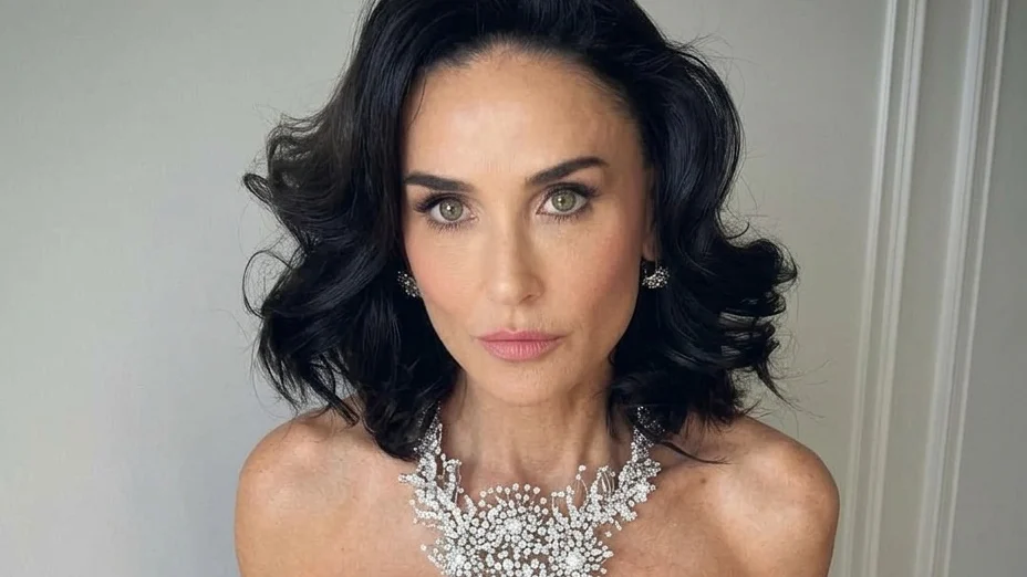 Demi Moore, transformare de look la Cannes. Actrița a apărut cu o tunsoare bob.