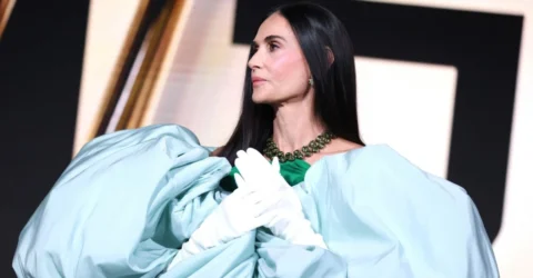 Demi Moore și-a pierdut chihuahua-ul, Pilaf, la vârsta de cinci ani. Actrița suferă după companionul ei.