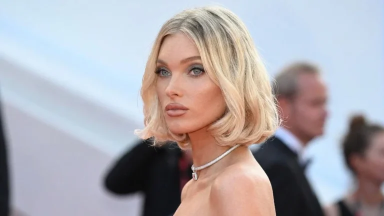 Elsa Hosk si cele patru rochii iconice de la Cannes. Detalii despre creatia Viktor & Rolf