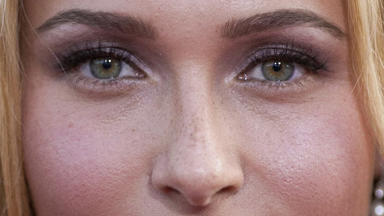 Hayden Panettiere lanseaza cartea This Is Me. Actrita vorbeste despre trauma traita la 18 ani