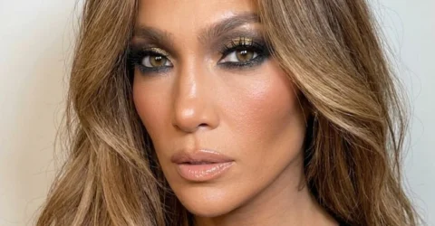 Ce se intampla cu Jennifer Lopez pe covorul rosu. Detaliul care a starnit reactii dure