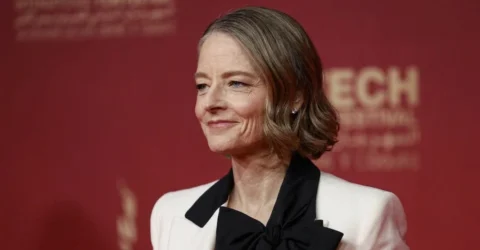 Imagini neasteptate cu Jodie Foster pe strazile din New York. Detaliul care a ingrijorat fanii