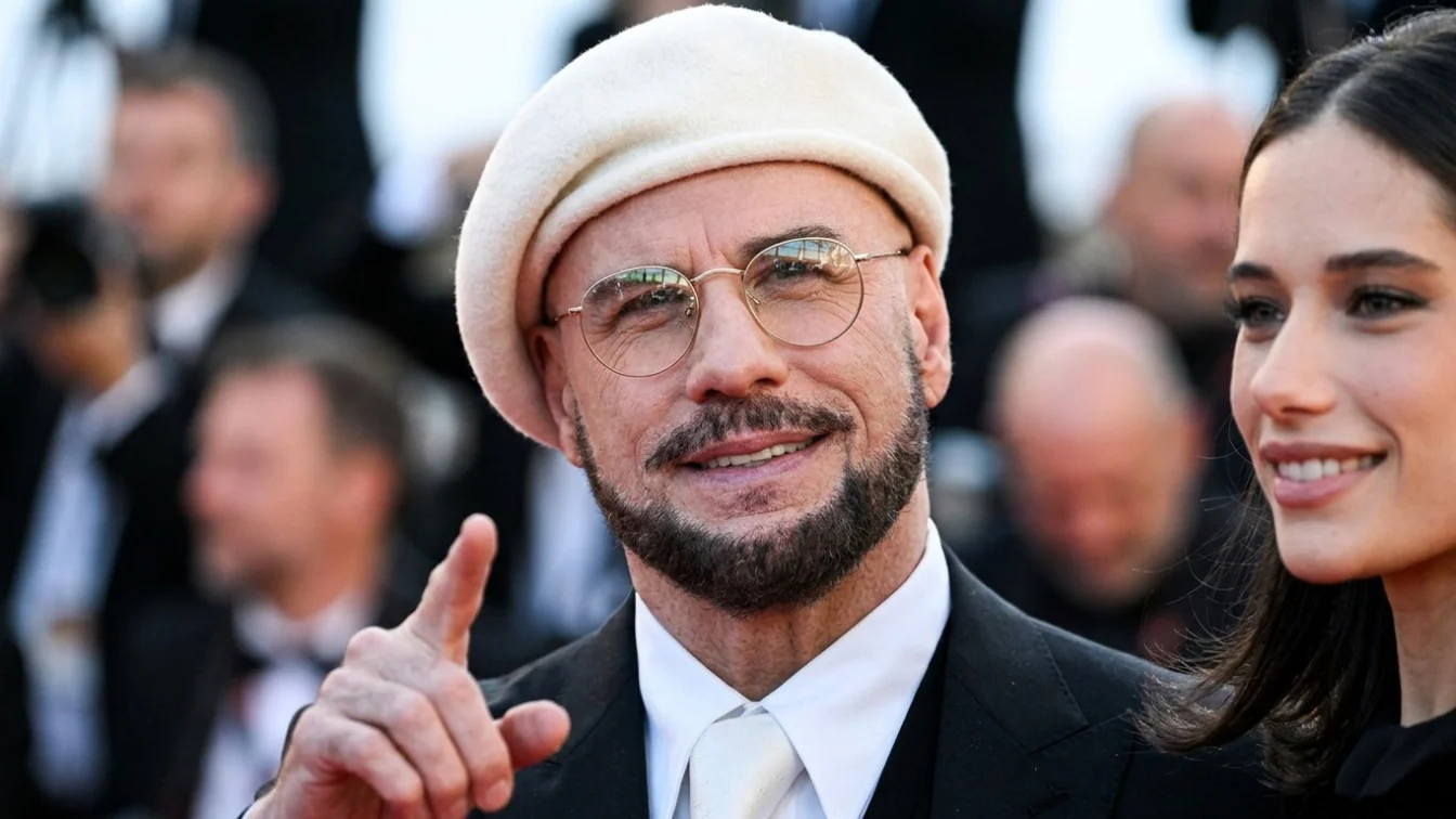 Aparitia care a uimit pe toata lumea la Cannes. Cum arata acum John Travolta