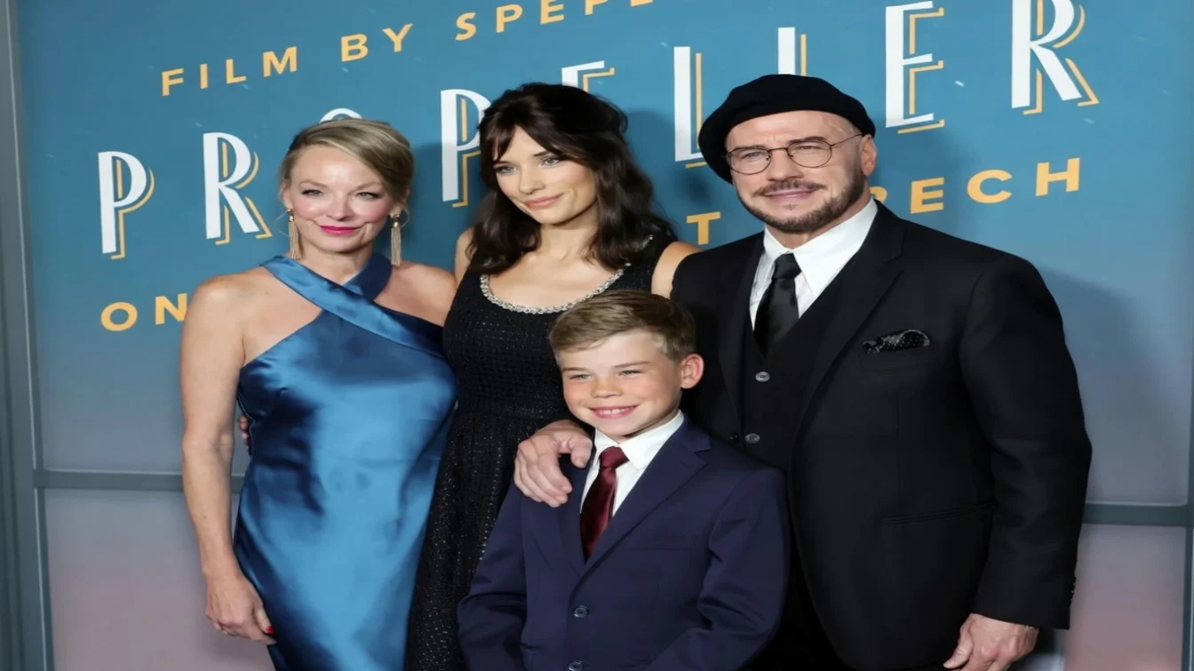 The pair were joined by co-stars Kelly Eviston-Quinnett and Clark Shotwell