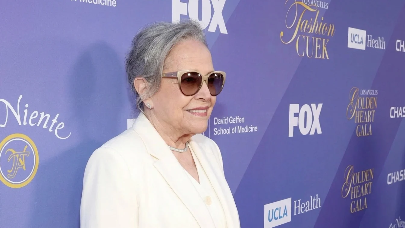 Surpriza uriasa pentru fani. Cum a reusit actrita Kathy Bates sa slabeasca la 77 de ani