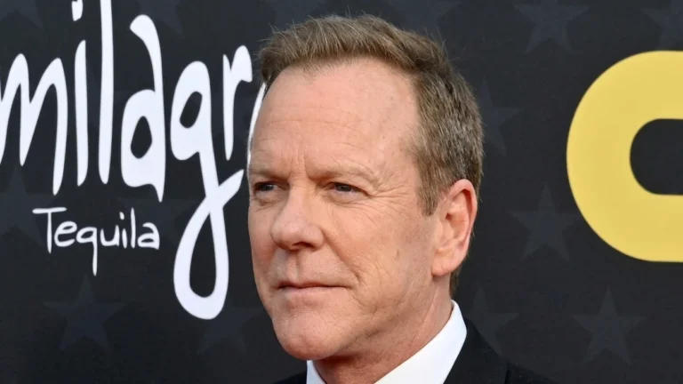 Kiefer Sutherland a anulat turneul din SUA din cauza vânzărilor slabe. Actorul continuă concertele din Europa.