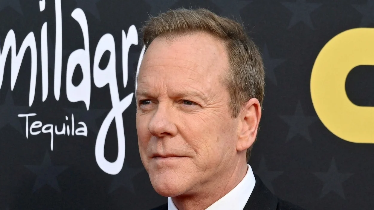 Kiefer Sutherland a anulat turneul din SUA din cauza vânzărilor slabe. Actorul continuă concertele din Europa.