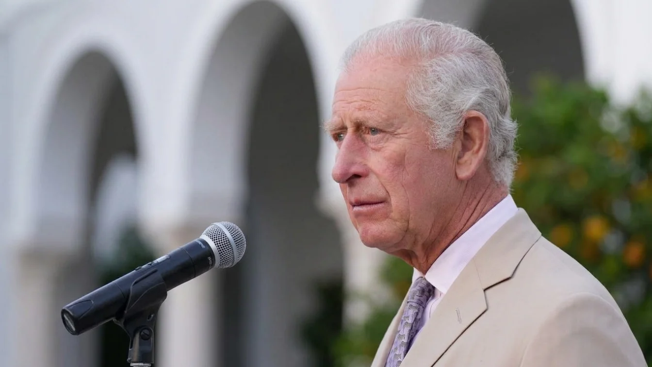 Nimeni nu se astepta la asta. Gestul istoric facut de Regele Charles dupa intalnirea cu Trump