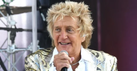 Rod Stewart, 81 de ani, și-a anulat concertele din Las Vegas. Artistul suferă de o infecție a sinusurilor.