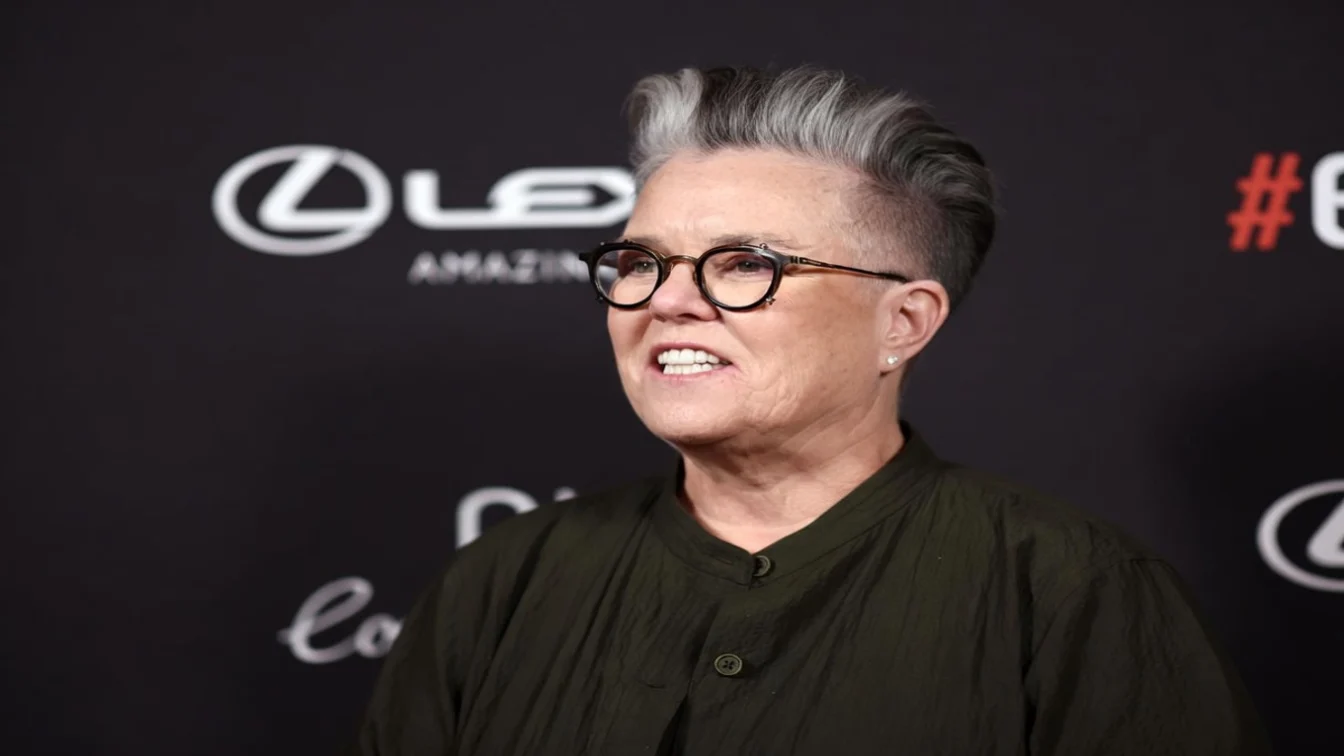 Rosie O’Donnell a recurs la lifting facial după pierderea a 20 de kilograme. Actrița a schimbat abordarea față de estetică.