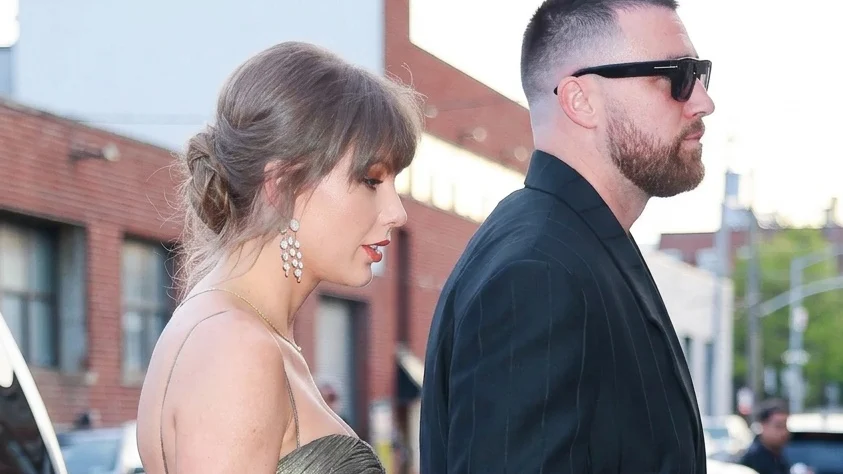 NEW YORK NEW YORK MAY 16 Taylor Swift and Travis Kelce out in Brooklyn on May 16 2026 in New York City.