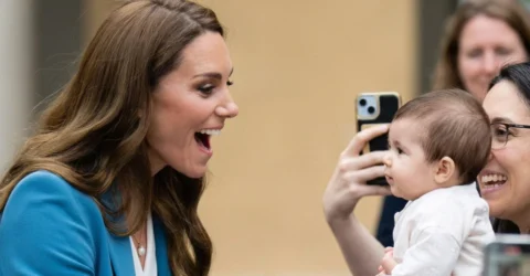 Ce se întâmplă când prințesa Kate întâlnește copii. Trucul ei secret a fost dezvăluit