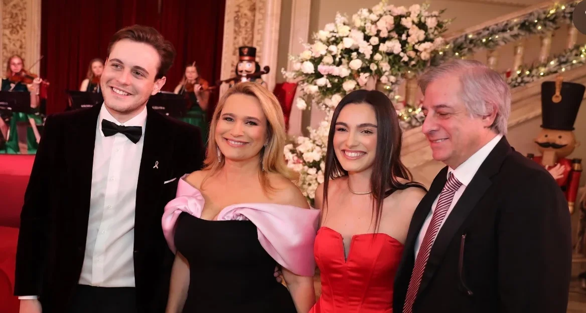 Surpriza emotionanta a Andreei Esca. Cum aratau Alexia și Aris când erau mici