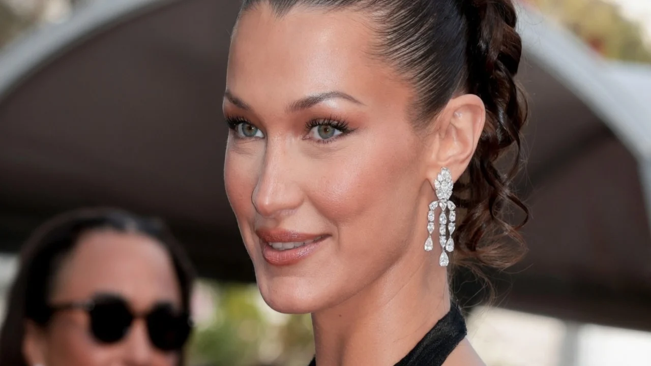 Adevarul dureros despre imaginile cu Bella Hadid. Ce a recunoscut supermodelul de 29 de ani