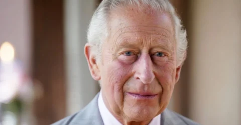 Imagini rare cu cel mai mare castel locuit din lume. Cum arată acum reședința regală