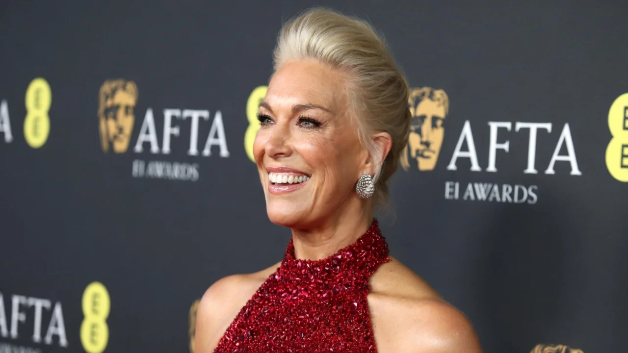 Hannah Waddingham, apariție elegantă la 51 de ani. Actrița a participat la evenimentul Variety Power of Women.
