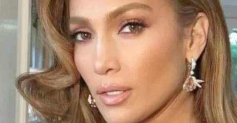 Jennifer Lopez, la 56 de ani. Fanii observă modificări fizice în noi fotografii.