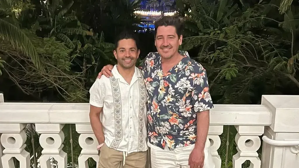 jonathan knight and his husband