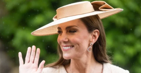Ce se întâmplă când Kate Middleton încalcă regula de aur la o nuntă. Detaliul care a surprins invitații
