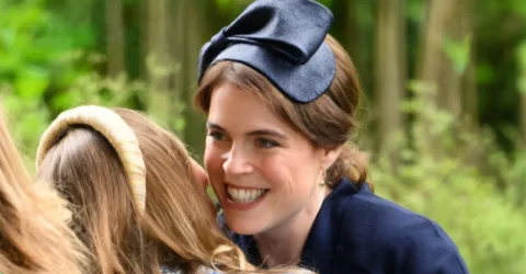 Prințesa Eugenie, surprinsă la nunta vărului Peter Phillips, a îmbrățișat-o pe Mia Tindall.