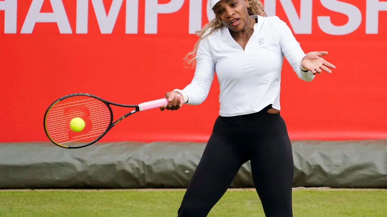Serena Williams revine pe teren la 44 de ani. Va juca la dublu, la Londra.