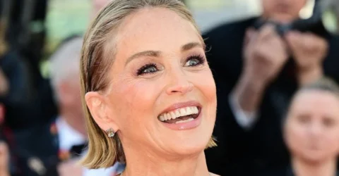 Sharon Stone a recomandat serialul Euphoria în licee. Actrița a povestit despre boala și destrămarea căsniciei.