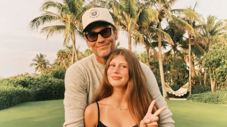 Tom Brady, depășit de fiica sa la volei. Fostul star NFL, surclasat de Vivian, 13 ani.