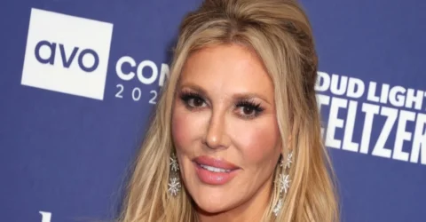Brandi Glanville a cheltuit 10.000 dolari pentru a-și recupera pensia de la fostul soț. Bătălia a durat aproape un an.