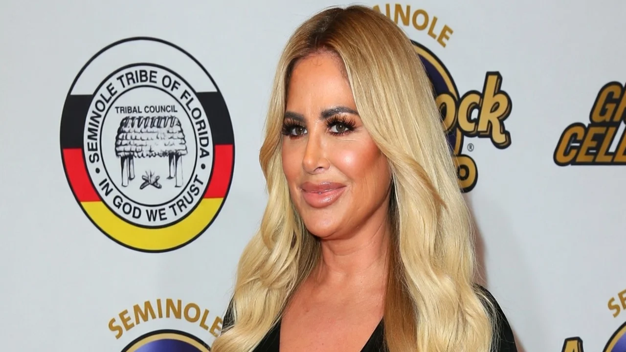 Kim Zolciak invocă mesaje text explozive în lupta pentru custodia copiilor. Fosta vedetă acuză spionaj.