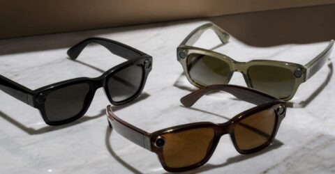 Kylie Jenner a lansat cu Meta trei modele de ochelari inteligenți Cum mută produsul din zona gadget în garderoba ta