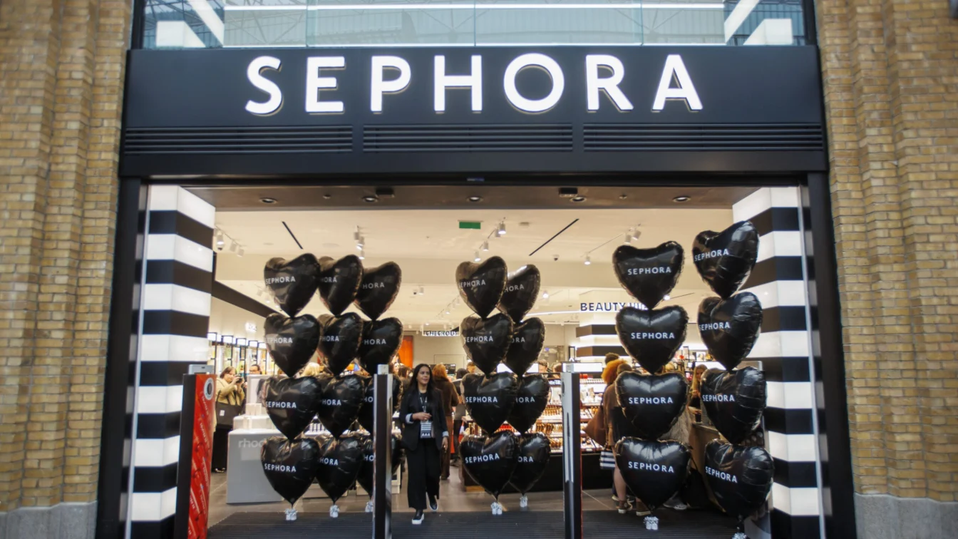 Vestea verii pentru pasionatele de beauty. Sephora aduce branduri exclusive în noile locații