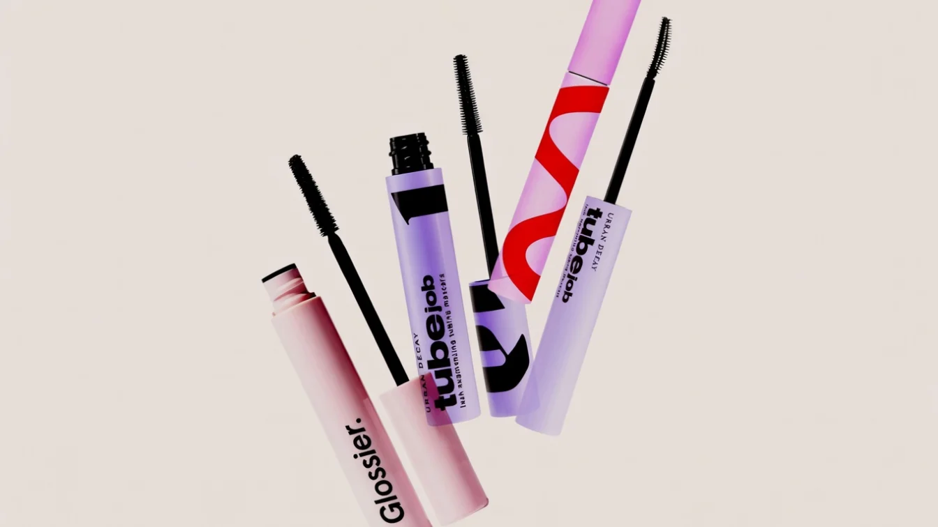 Secretul pentru un machiaj natural de zi. De ce trebuie să încerci mascara maro chiar acum