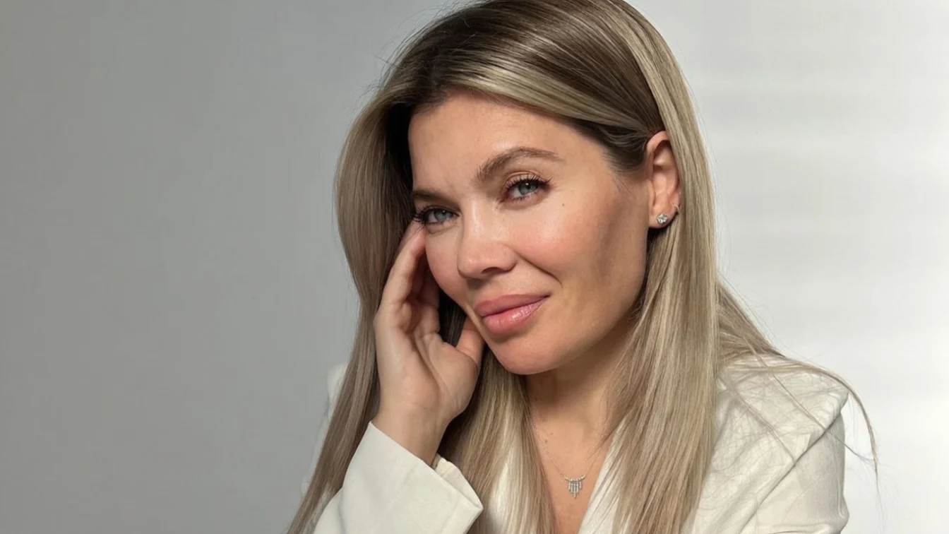 Gina Pistol, operație estetică după naștere. Vedeta a mărturisit că a apelat la chirurgie pentru a elimina surplusul de piele.