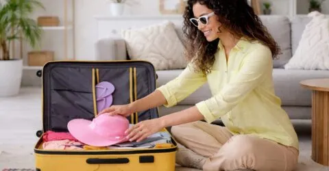 5 minute îți pot salva vacanța și casa de ploșnițe. Ce să verifici înainte de despachetare