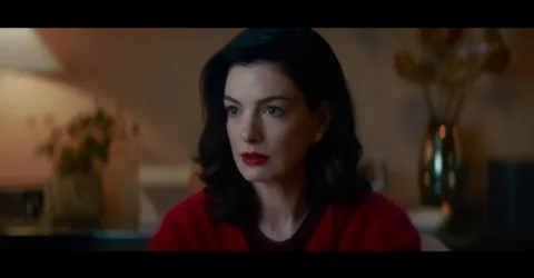 Rutina de îngrijire a tenului la 40 de ani. Anne Hathaway, despre secretul aspectului natural.