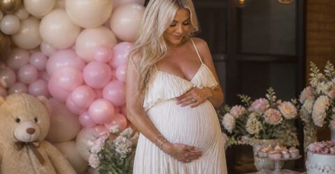 30 de prieteni și INNA la baby shower-ul Alexandrei Stan. Cum a surprins-o Ștefan Oprea înainte de naștere