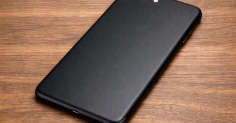 Durerile de deget mare provocate de telefon sunt o problemă reală