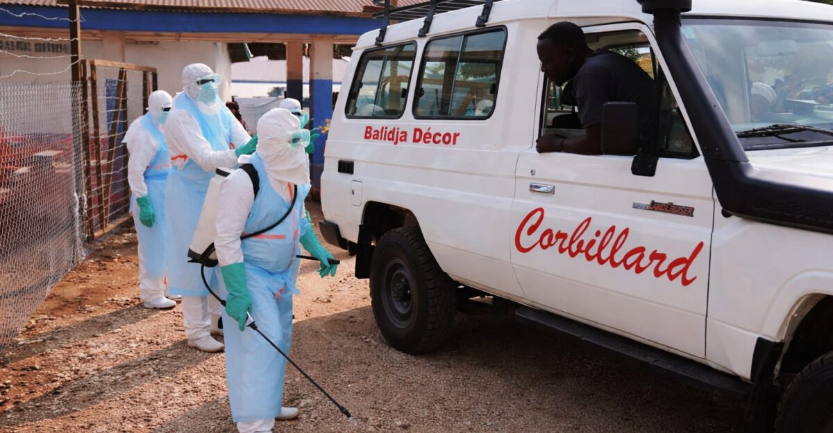 Epidemia de Ebola din Congo a ajuns la 1.521 de decese. Un medic șef avertizează