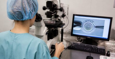 Jacki Ochoa (38 de ani) a ales fertilizarea in vitro pentru a câștiga timp