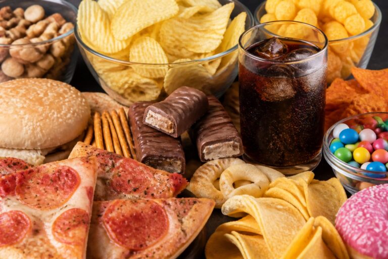 Adolescentul orb la 17 ani după o dietă de junk food