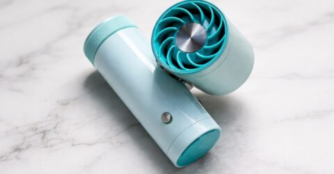 Două gadgeturi de peste 100 de dolari promit să te răcorească în caniculă și la bufeuri