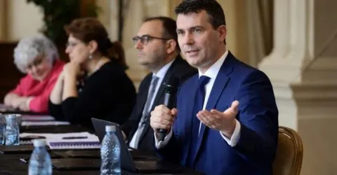 Programul național de îngrijiri paliative întârzie, deși are 70 de milioane de lei alocate