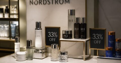 Nordstrom Anniversary Sale 2026 a început cu reduceri de până la 33% la skincare premium