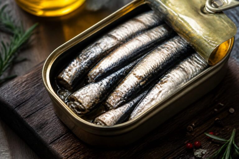Sardinele, superalimentul ieftin și sățios, au 5 beneficii majore pentru sănătate