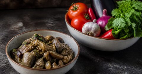 Salata de vinete e stricată de un ingredient comun. Un amănunt banal îi distruge gustul și aspectul