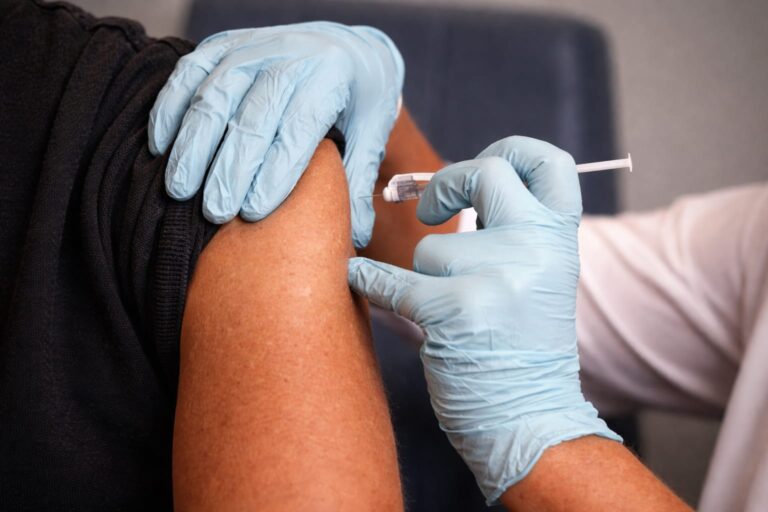 Vaccinul hexavalent va reduce numărul injecțiilor pentru sugari