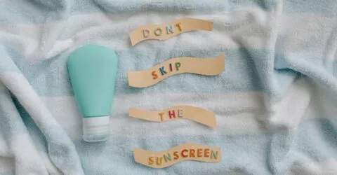 FDA a aprobat bemotrizinolul, primul filtru SPF nou din SUA după 20 de ani. Ce aduce în plus pe piele
