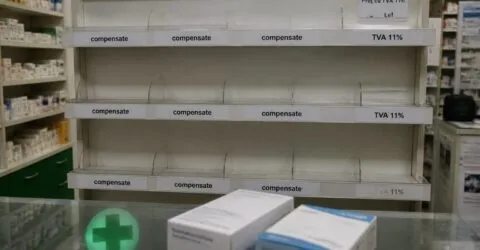 Medicamentele compensate pot lipsi din farmacii după creșterea TVA la 11%